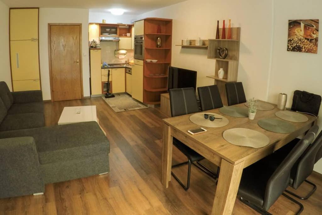 Apartment Zara Dramalj Esterno foto