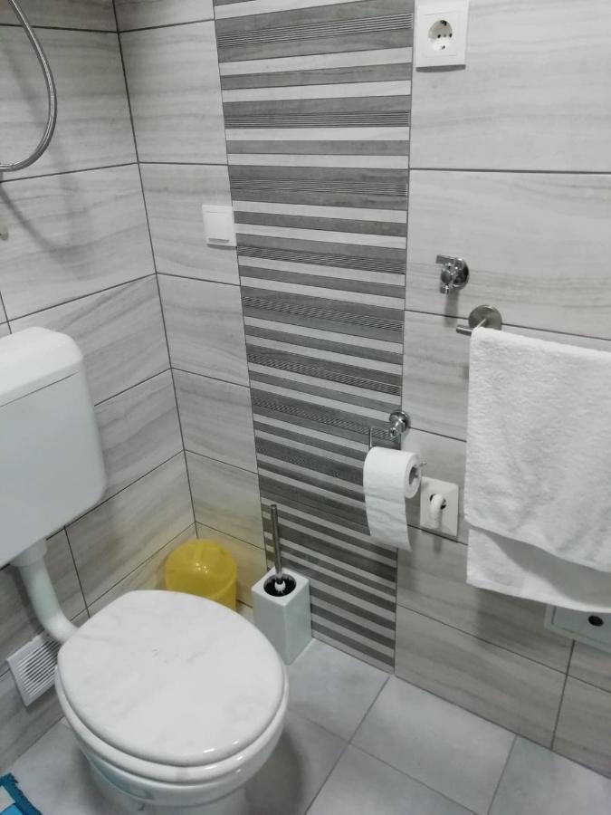 Apartment Zara Dramalj Esterno foto